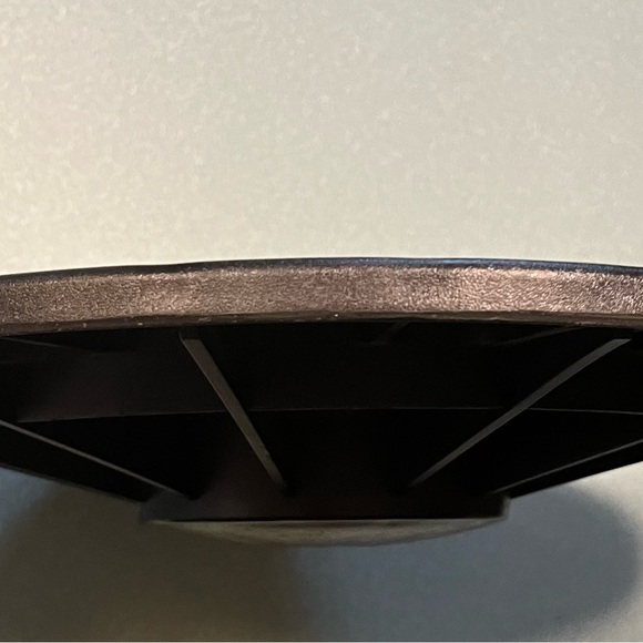 Workout Equipment Bundle: plank board, balancing disc and 26” fitness ball - Picture 6 of 11